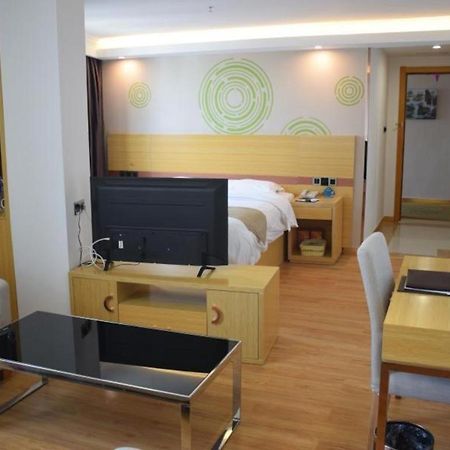 Greentree Inn Qingyuan Qinghe Avenue Branch Экстерьер фото